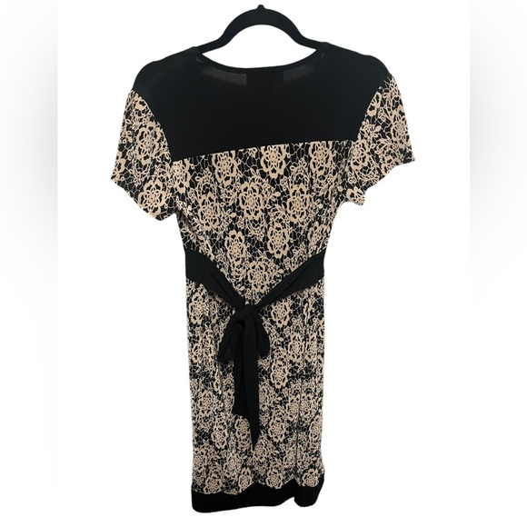 Connected brand dress. Size M. - Picture 3 of 4